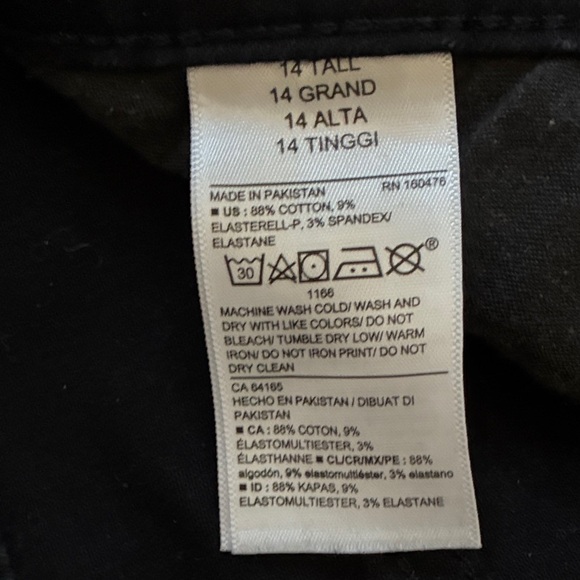 Old Navy Black Super Skinny Jeans - Picture 4 of 4